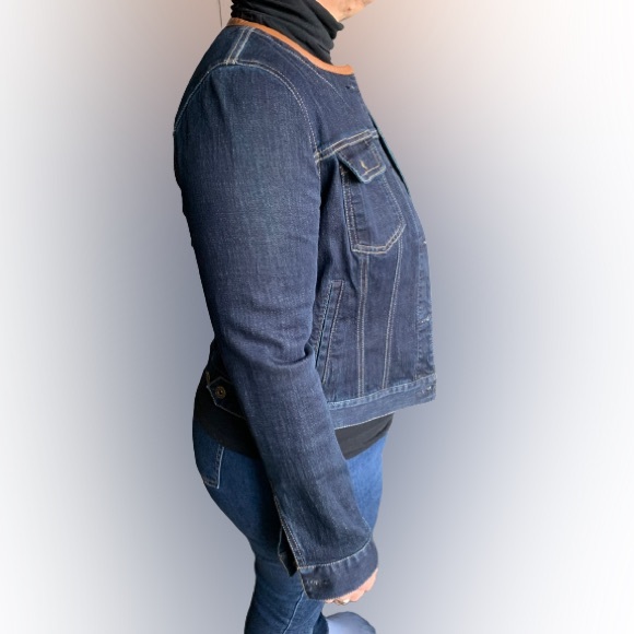 Ralph Lauren denim jacket in dark wash with faux leather trim around the collar. - Picture 3 of 10